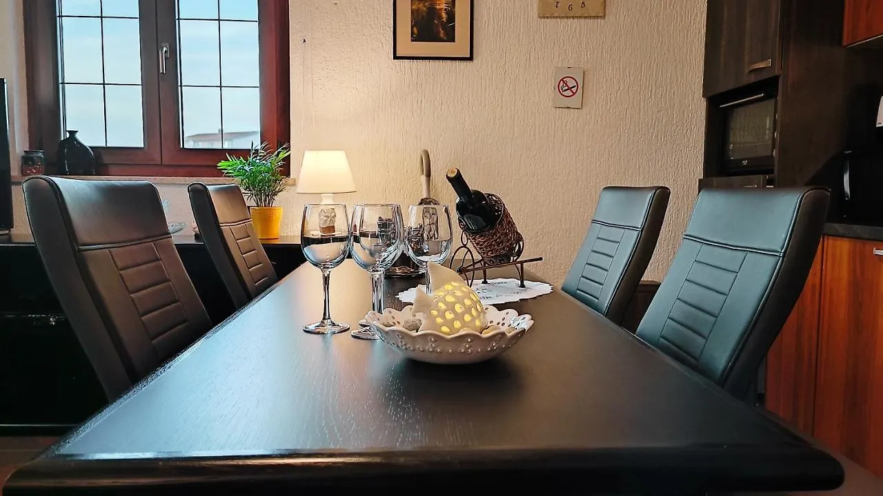 Apartman Ladybird Pula Apartment